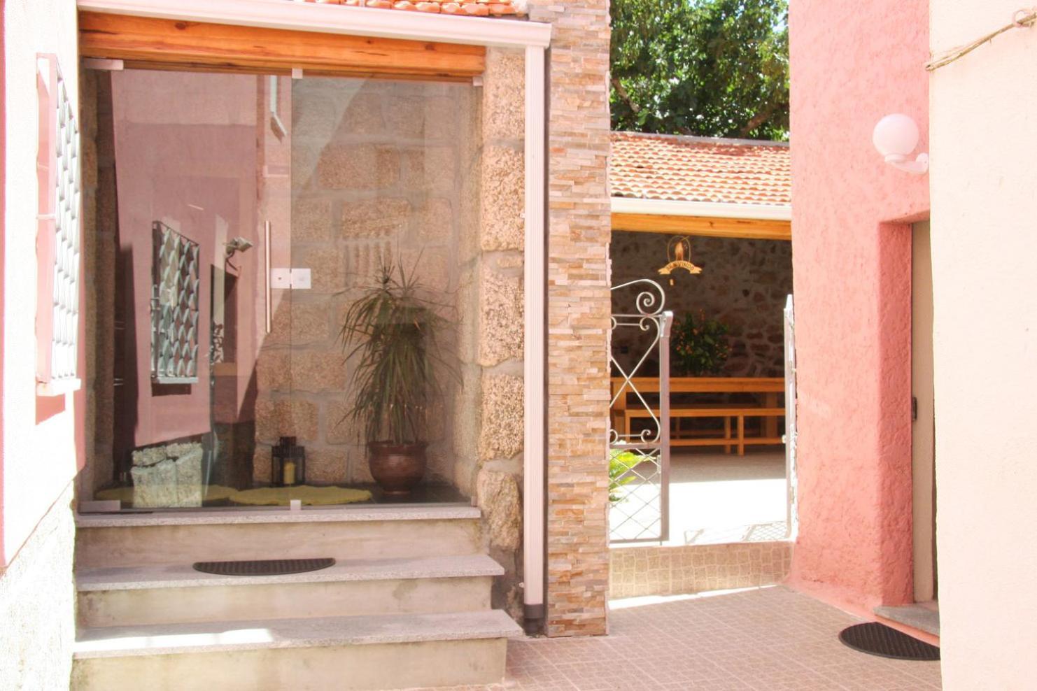 Seia Alojamento D Ines Exterior photo